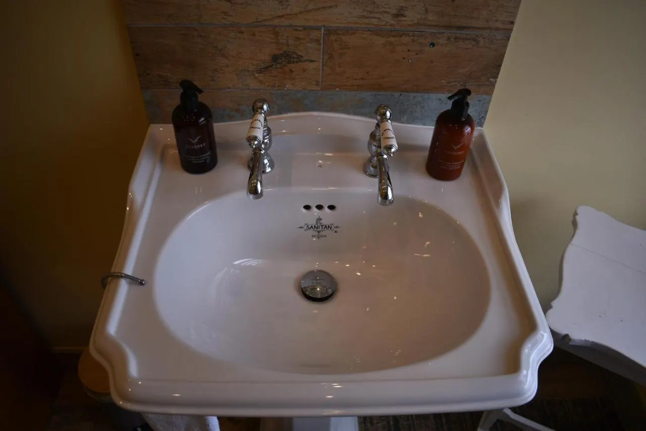Carlton House - Spacious 4 Bed Victorian Townhouse ハロゲート 別荘