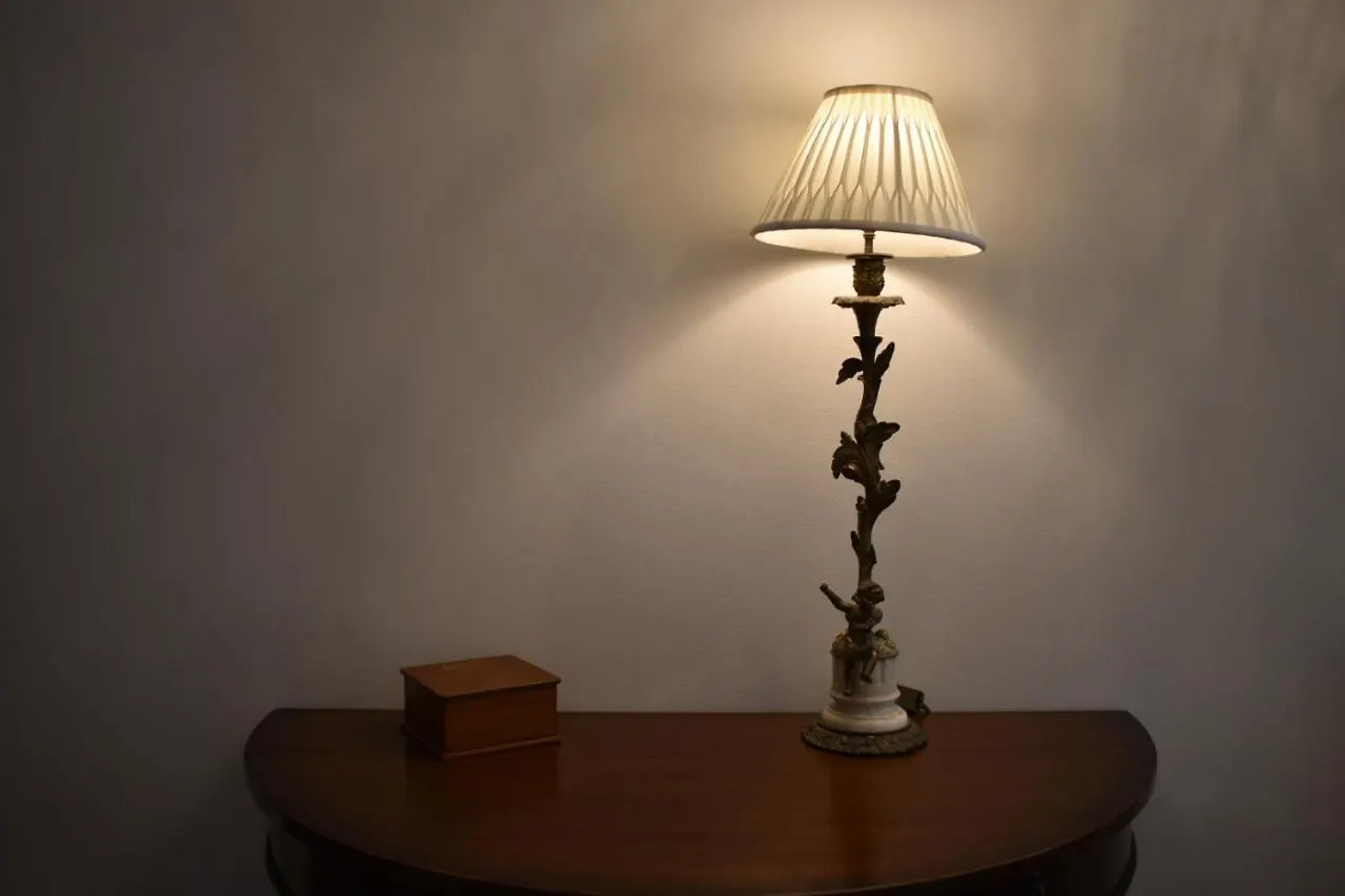 Carlton House - Spacious 4 Bed Victorian Townhouse ハロゲート